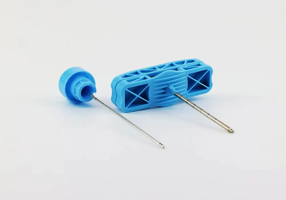 【レア】CROSS VEIN/ASPIRATION ASPIRE® Bone Marrow Harvesting Needle - PRP Labs